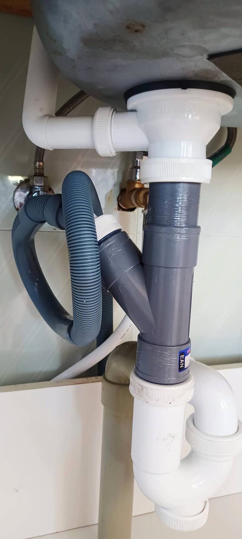Trabajo de SOS Fontanero en Torrevieja en Torrevieja